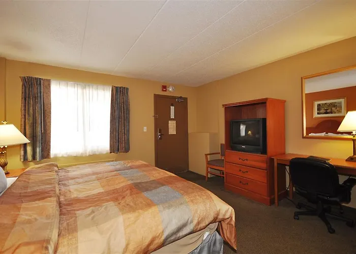 Motel Red Roof 2*