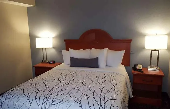 Red Roof Motel 2*